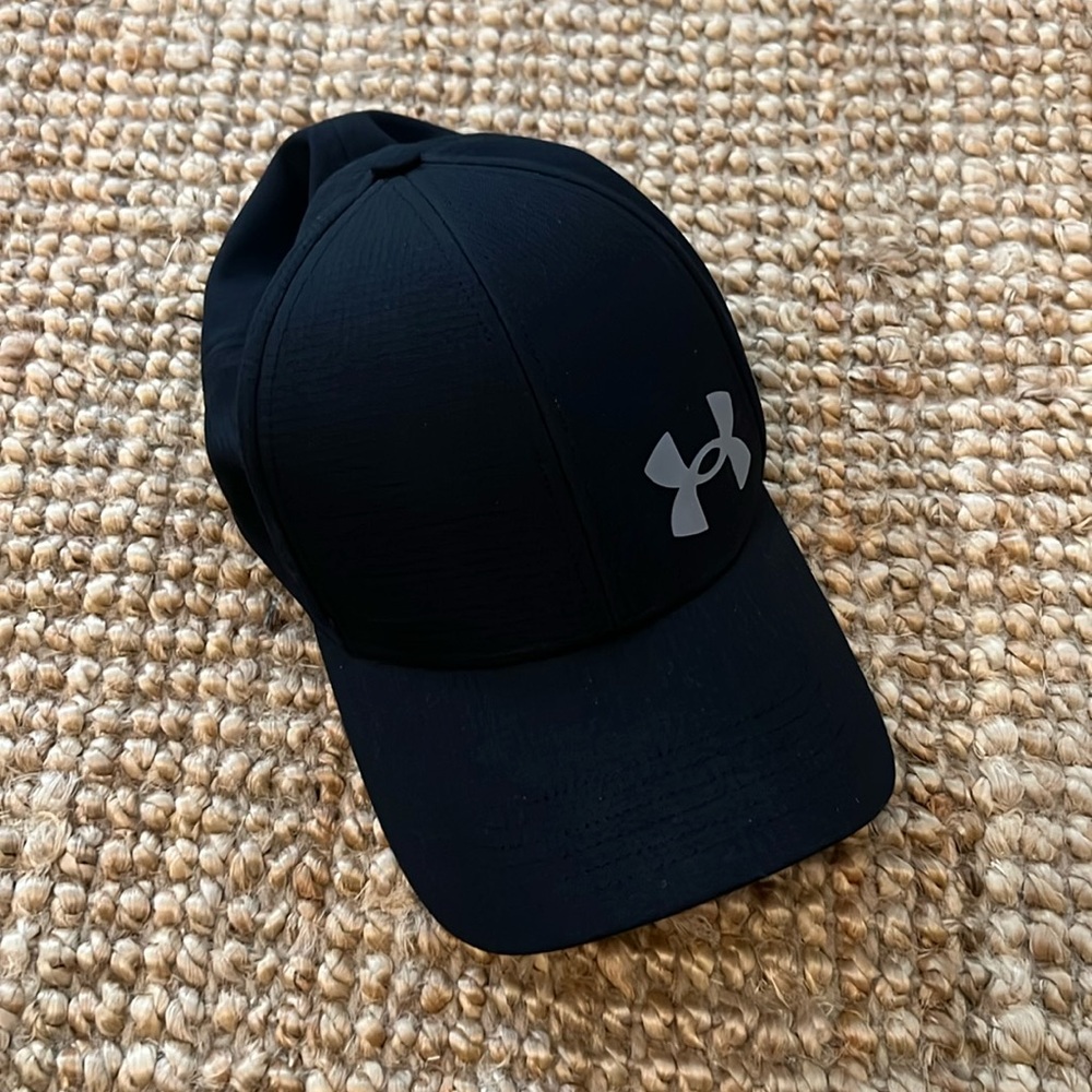 Under Armour Black Athletic Cap